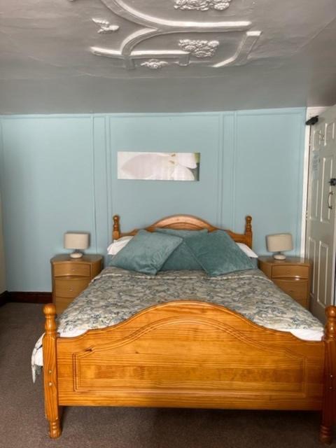 The Crosskeys Inn Аск Экстерьер фото